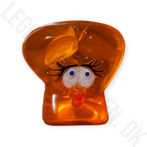 39. blue eyes klar orange