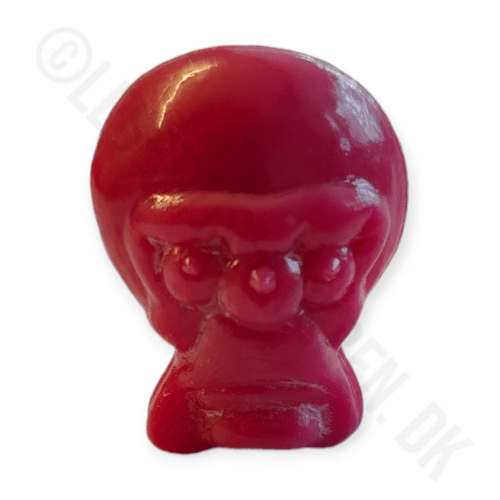 7. alien mørkerød